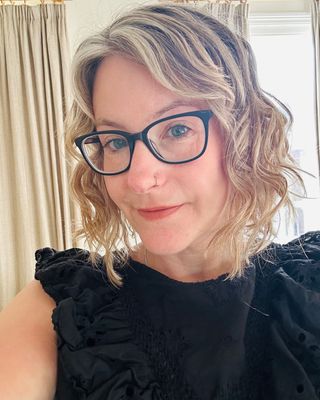 Sara Elphinstone